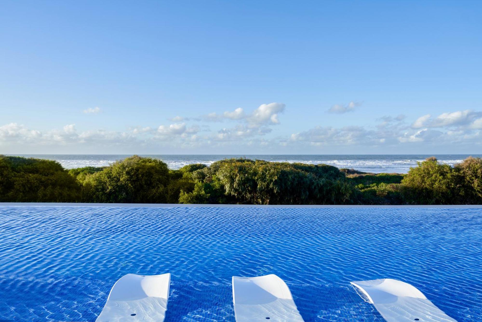Pullman Mazagan Royal Golf & Spa El Jadida Ngoại thất bức ảnh View of the Atlantic Ocean from the pool at the Iberostar Grand Hotel Bahia, in 2019